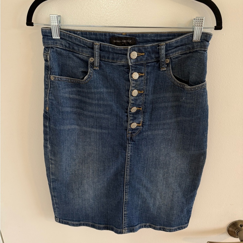 Banana Republic Blue Button-Front Denim Skirt